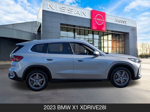 Used 2023 BMW X1 xDrive28i image 6