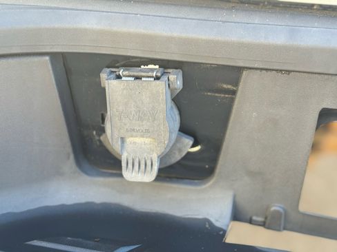 Used 2011 GMC Sierra 1500 SL image 33