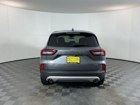 Used 2025 Ford Escape Active w/ Active Premium Tech Pack image 6