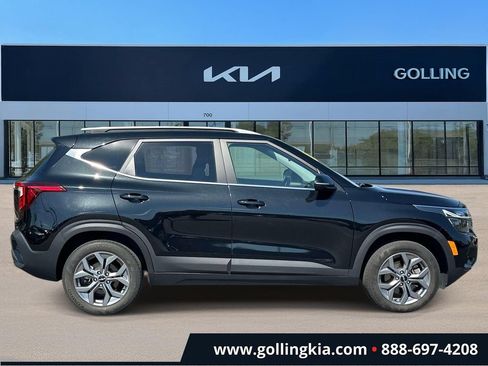 Certified 2024 Kia Seltos S AWD/4WD image 2
