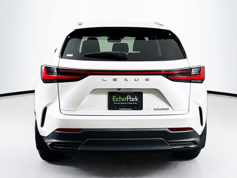 Used 2024 Lexus NX 250 FWD w/ Cold Area Package image 7