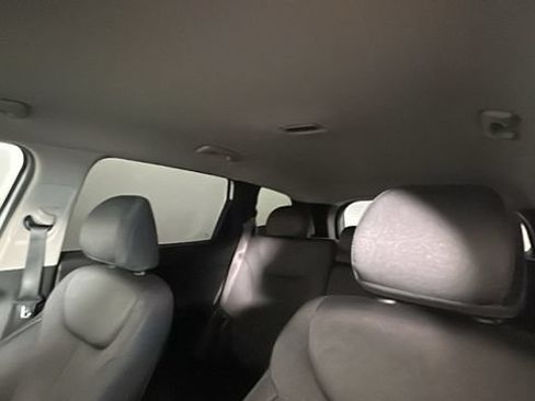 Used 2023 Hyundai Santa Fe SE w/ Cargo Package FWD image 12