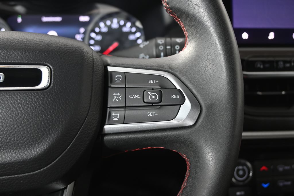 Used 2024 Jeep Compass Trailhawk AWD/4WD image 34