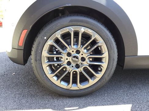 New 2026 MINI Cooper S image 23