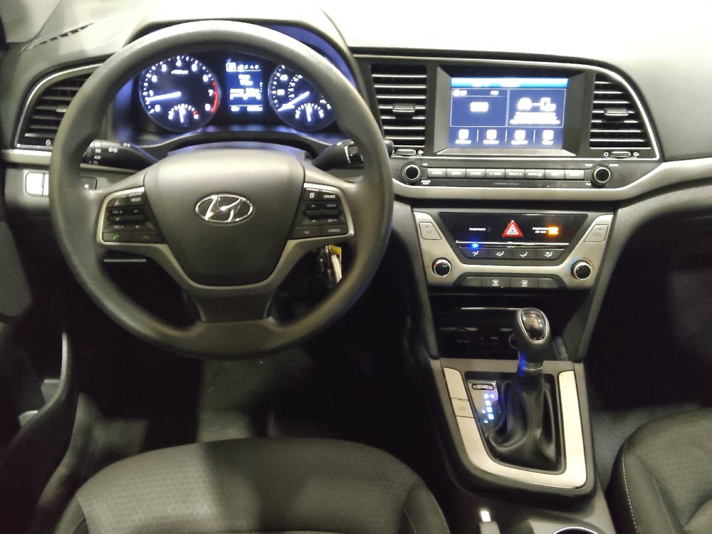 Used 2018 Hyundai Elantra SEL FWD image 22