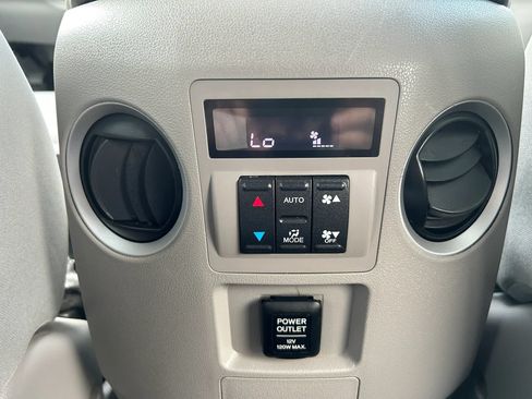 Used 2015 Honda Pilot EX image 13