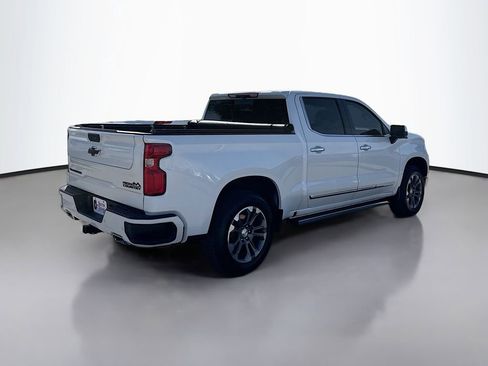 Used 2023 Chevrolet Silverado 1500 High Country w/ Technology Package image 7