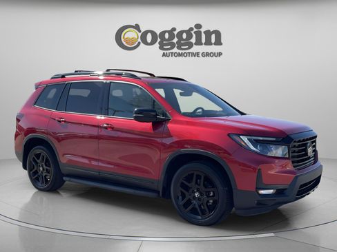 Used 2025 Honda Passport Black Edition image 9