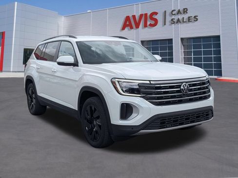 Used 2025 Volkswagen Atlas SE FWD image 3