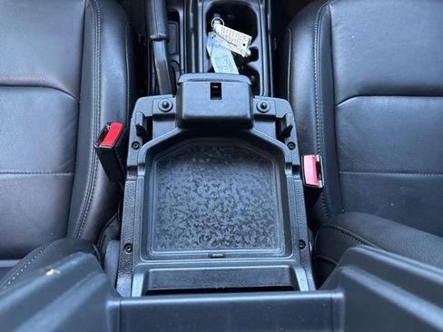 Used 2023 Jeep Wrangler Altitude image 34