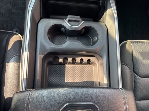 Used 2023 RAM 1500 Laramie image 39