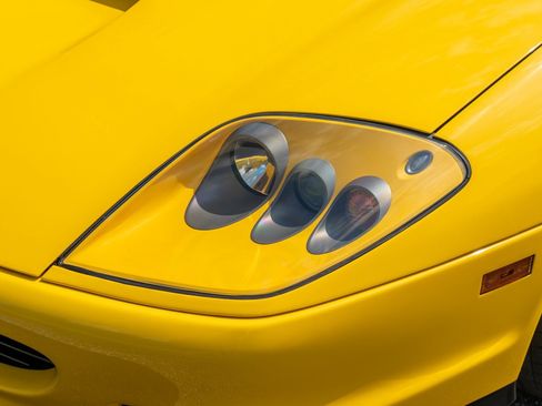 Used 2003 Ferrari 575M Maranello RWD image 27