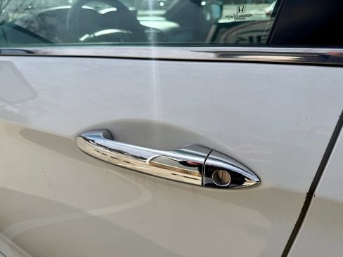 Used 2017 Honda Accord Sport Special Edition image 9