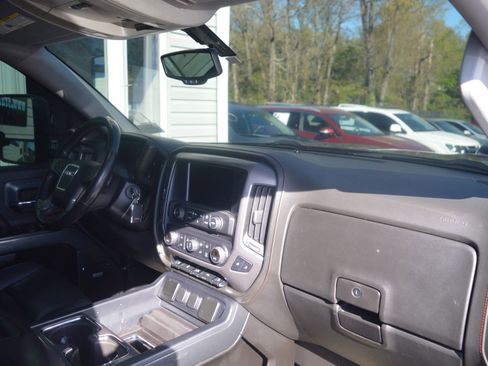 Used 2015 GMC Sierra 1500 SLT w/ All-Terrain Package image 29