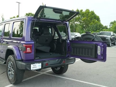 New 2026 Jeep Wrangler Unlimited Sahara AWD/4WD image 16