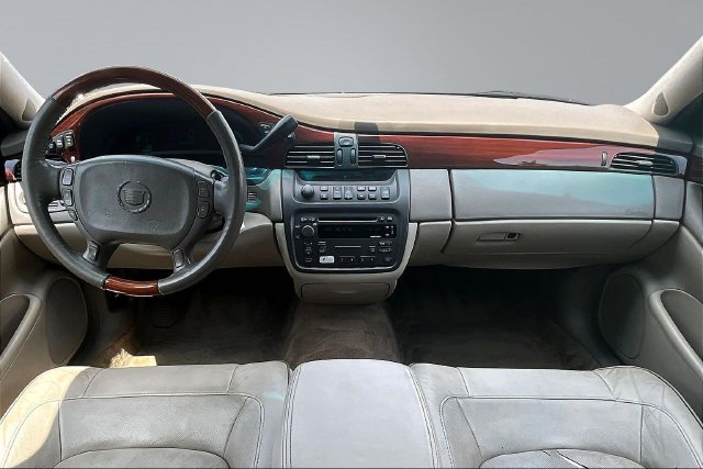Used 2005 Cadillac De Ville w/ Limited Edition Package FWD image 7