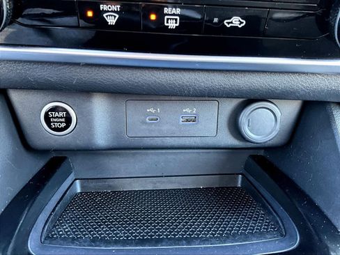 Used 2021 Nissan Rogue S image 25