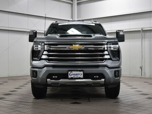 Used 2025 Chevrolet Silverado 2500 High Country w/ Z71 Off-Road Package AWD/4WD image 2