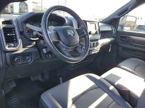 New 2024 RAM 2500 Tradesman w/ Chrome Appearance Group image 10