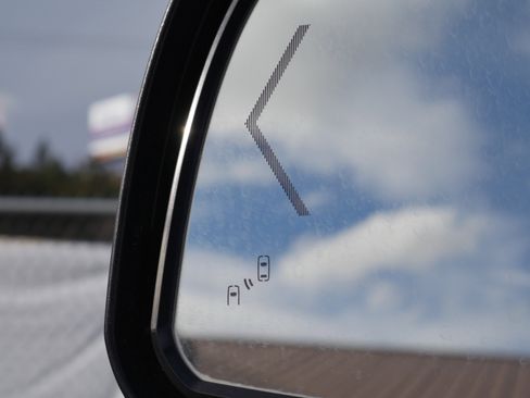 Used 2015 Toyota Tundra Platinum image 36