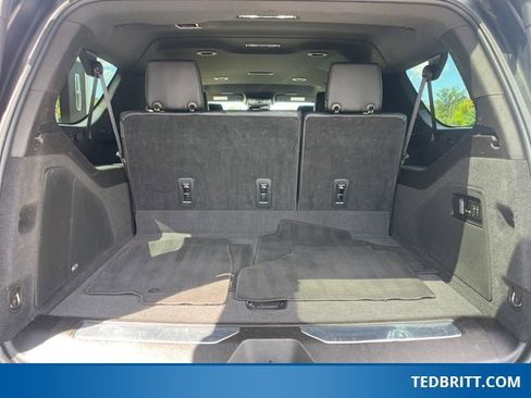 Used 2021 Cadillac Escalade ESV Luxury image 18