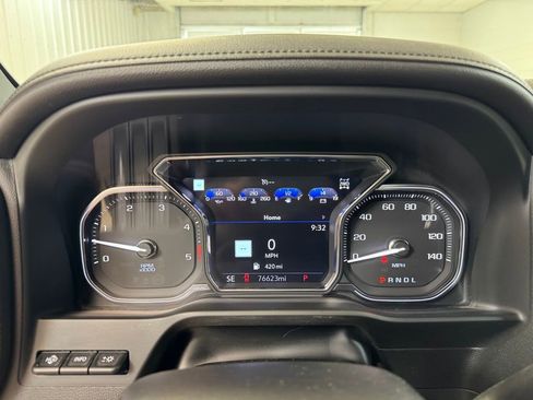 Used 2023 GMC Sierra 2500 AT4 w/ AT4 Preferred Package image 32