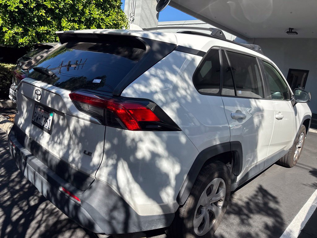 Used 2019 Toyota RAV4 LE w/ Carpet Mat Package FWD image 2