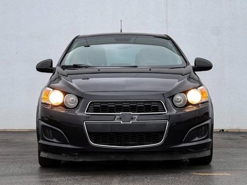 Used 2013 Chevrolet Sonic LT FWD image 2