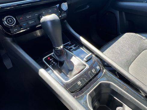 Used 2024 Jeep Compass Trailhawk image 30