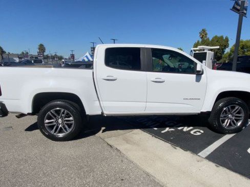 Used 2022 Chevrolet Colorado LT w/ LT Convenience Package image 9