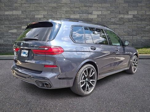 Used 2022 BMW X7 xDrive40i w/ M Sport Package AWD/4WD image 6