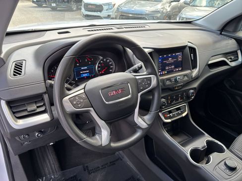 Used 2024 GMC Terrain SLE FWD image 42