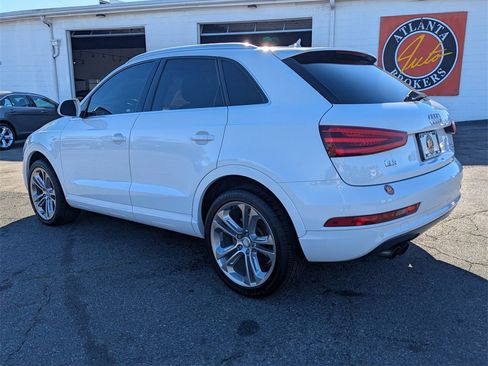 Used 2015 Audi Q3 2.0T Prestige w/ Prestige Package image 8