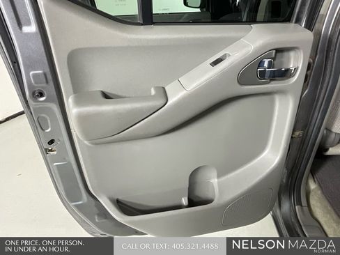Used 2016 Nissan Frontier SV w/ SV Value Truck Package image 18