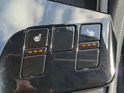 Used 2024 Kia Sportage LX image 24