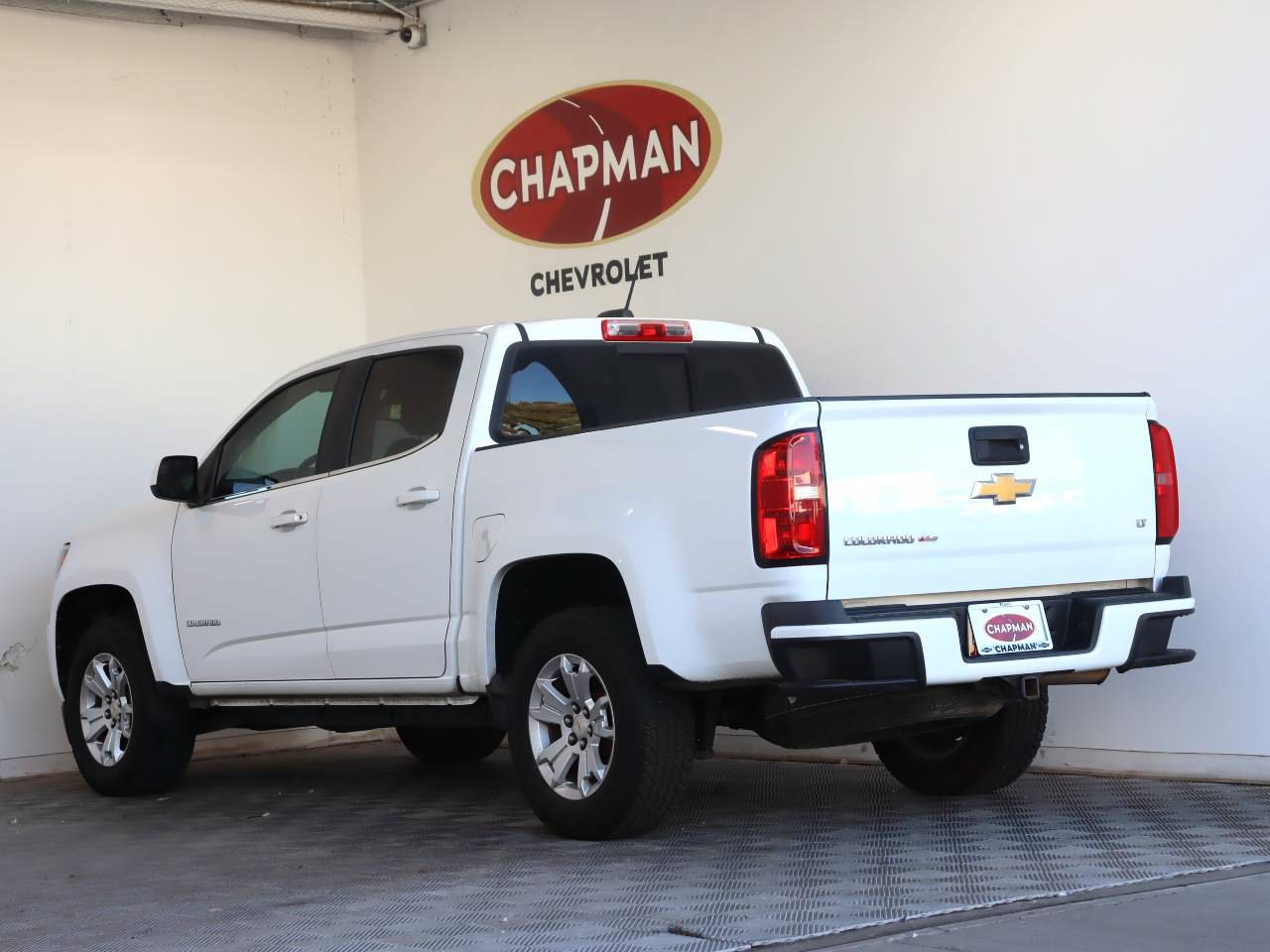 Used 2017 Chevrolet Colorado LT w/ LT Convenience Package RWD image 4