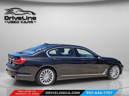 Used 2018 BMW 740i image 12