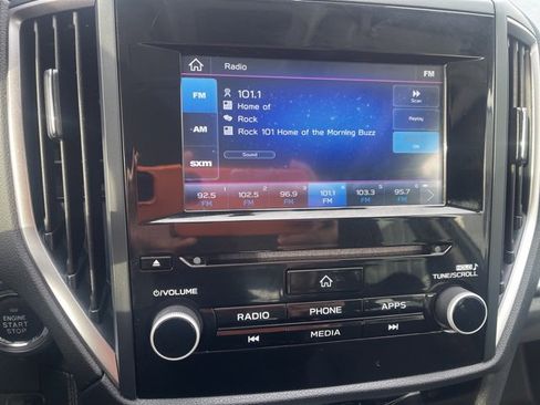 Used 2023 Subaru Forester Premium image 32