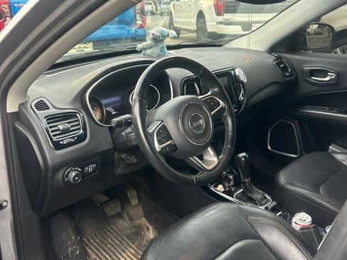 Used 2019 Jeep Compass Limited FWD image 7