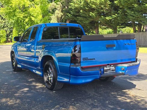 Used 2006 Toyota Tacoma X-Runner RWD image 4