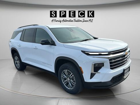 Used 2024 Chevrolet Traverse LT AWD/4WD image 7