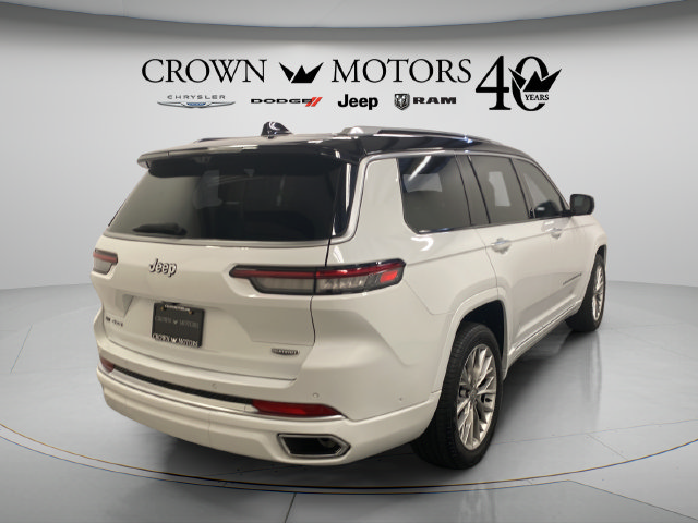 Used 2023 Jeep Grand Cherokee L Summit w/ Advanced Protech Group IV AWD/4WD image 14