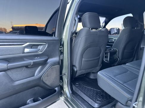 Used 2021 RAM 1500 Big Horn image 12