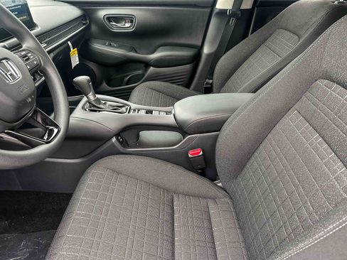 New 2026 Honda HR-V LX image 10