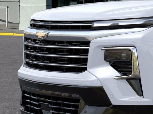 New 2026 Chevrolet Traverse High Country FWD image 13