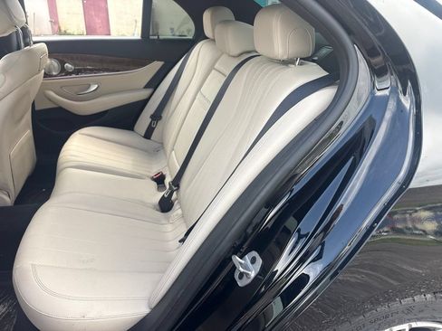 Used 2018 Mercedes-Benz E 300 image 11
