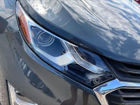 Used 2020 Chevrolet Equinox LT FWD image 27