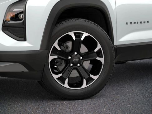 New 2027 Chevrolet Equinox LT w/ LPO, Floor Liner Package FWD image 4