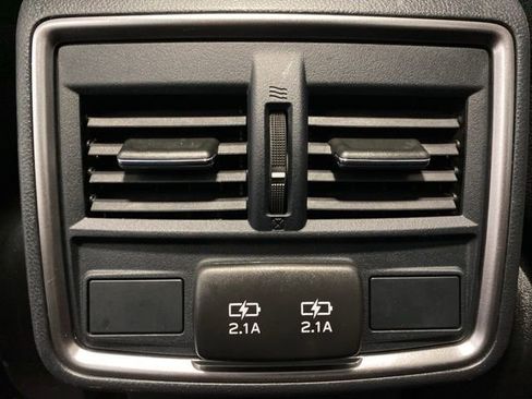 Used 2024 Subaru Forester Premium image 14