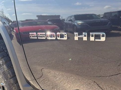 Used 2024 Chevrolet Silverado 2500 LTZ w/ LTZ Convenience Package image 13